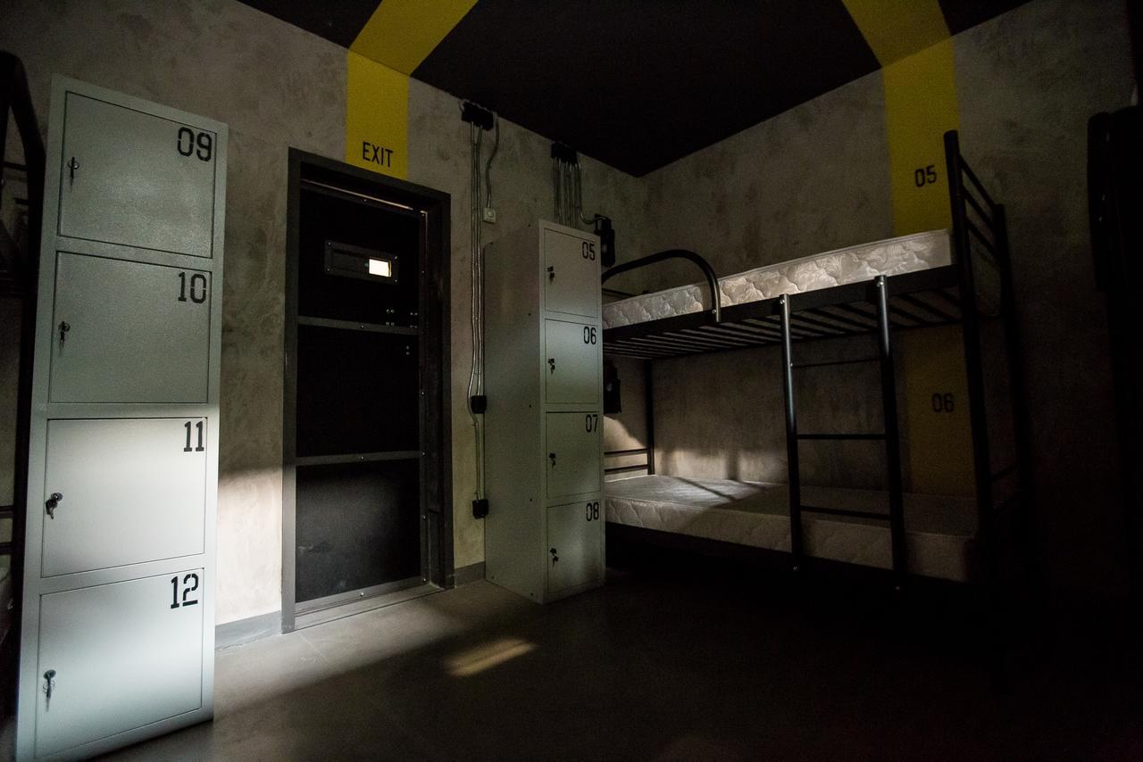 Lviv Loft Prison Hostel Ngoại thất bức ảnh