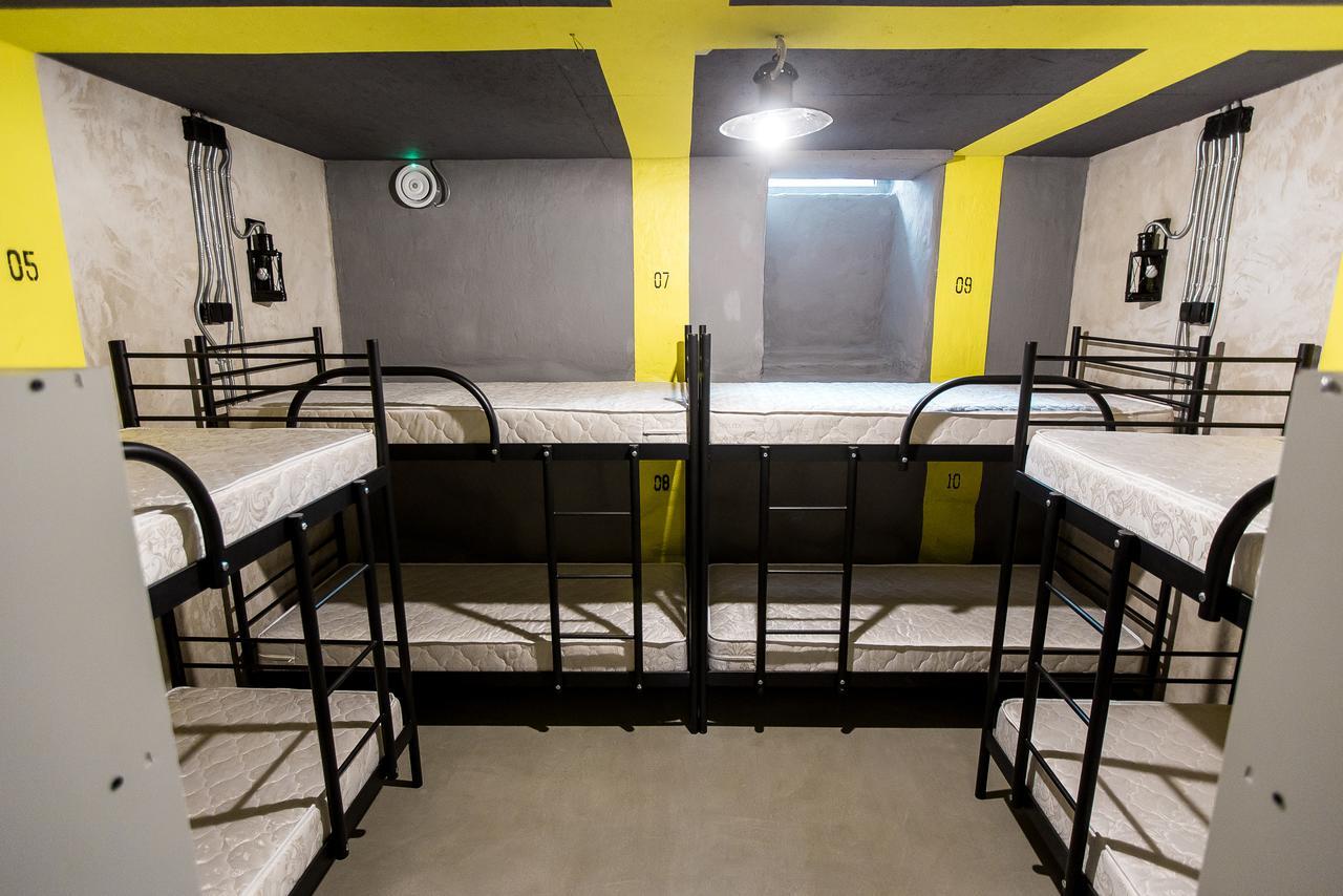 Lviv Loft Prison Hostel Ngoại thất bức ảnh