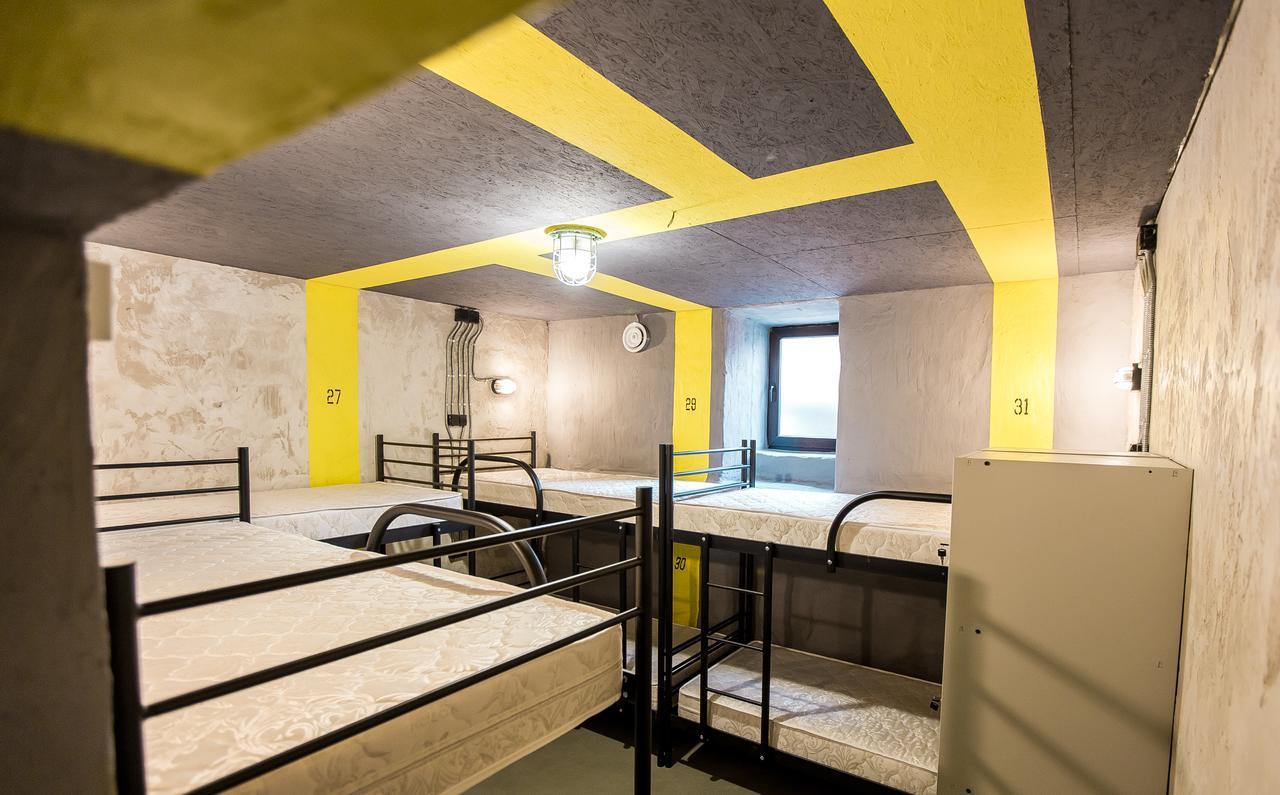 Lviv Loft Prison Hostel Ngoại thất bức ảnh